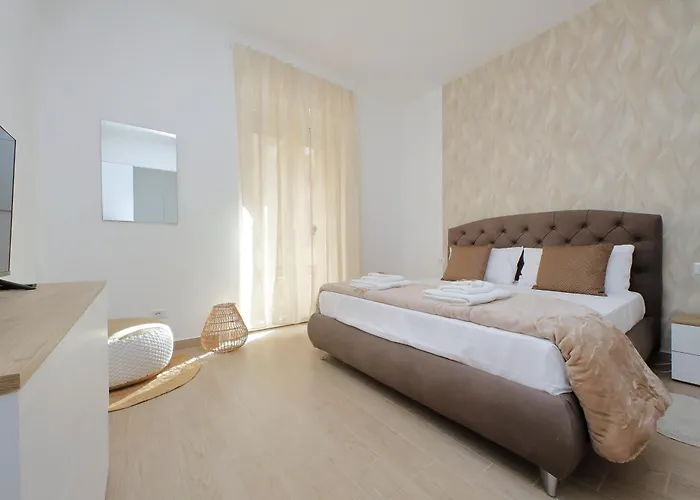 White Wood House Apartment *