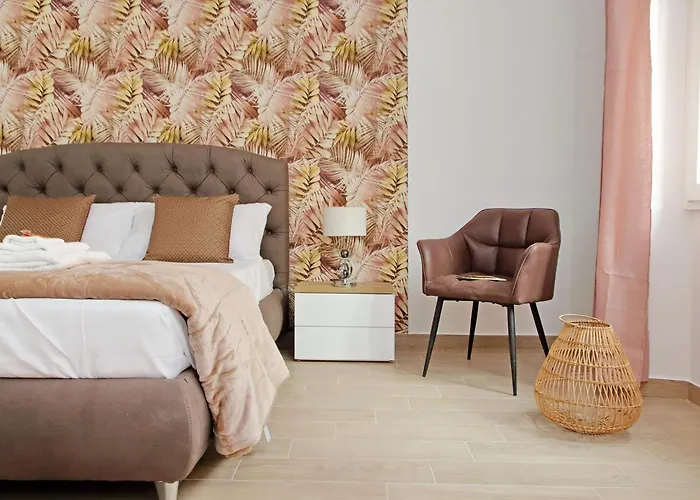 White Wood House Apartment
